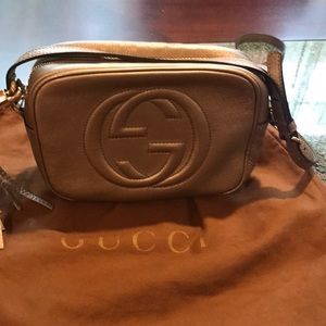 💯 Authentic Gucci Soho Disco Bag